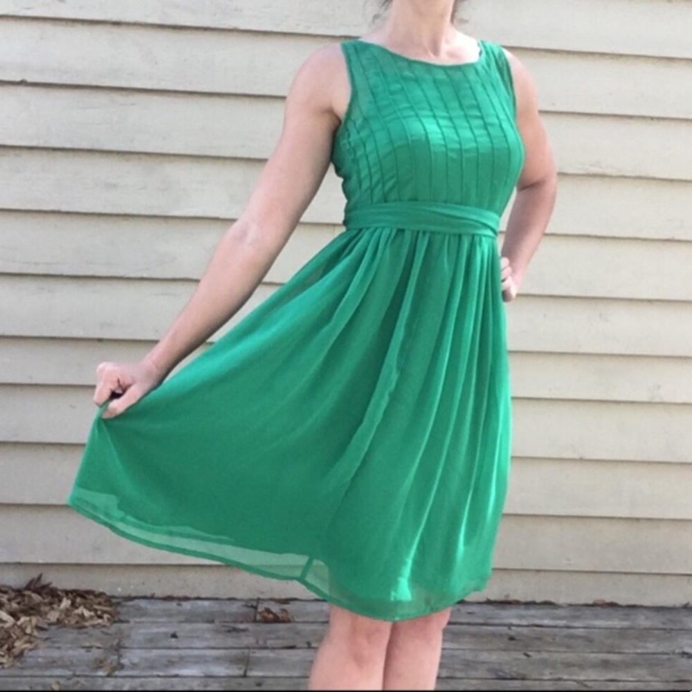 Kelly green dress
